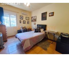 Casa de Pueblo en Venta en Viñuelas de Arriba, Málaga