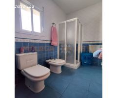 Casa de Pueblo en Venta en Viñuelas de Arriba, Málaga