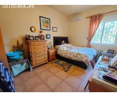 Casa de Pueblo en Venta en Viñuelas de Arriba, Málaga