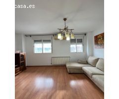 Dúplex de 141 m2  en urbanización con piscina