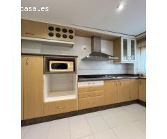 Dúplex de 141 m2  en urbanización con piscina