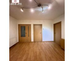 Exclusivo inmueble de 2 dormitorios en venta, 2 plazas de garaje y trastero.
