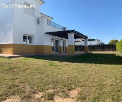 VENTA DE IMPRESIONANTE VILLA ENEBRO 3 DORMITORIOS 3 BAÑOS EN LA TORRE GOLF RESORT