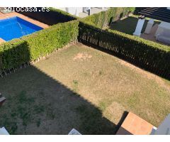 VENTA DE IMPRESIONANTE VILLA ENEBRO 3 DORMITORIOS 3 BAÑOS EN LA TORRE GOLF RESORT
