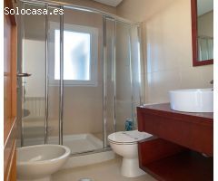VENTA DE IMPRESIONANTE VILLA ENEBRO 3 DORMITORIOS 3 BAÑOS EN LA TORRE GOLF RESORT