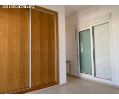 VENTA DE IMPRESIONANTE VILLA ENEBRO 3 DORMITORIOS 3 BAÑOS EN LA TORRE GOLF RESORT