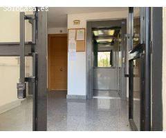 GRAN APARTAMENTO EN PLANTA BAJA FRENTE A LAS PISCINA Y AL CAMPO DE GOLF