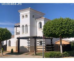 VACACIONES EN ESTA MARAVILLOSA VILLA CON PISCINA PRIVADA EN LA TORRE GOLF RESORT