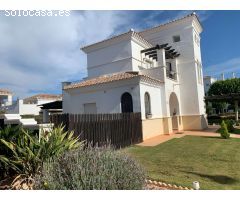 VACACIONES EN ESTA MARAVILLOSA VILLA CON PISCINA PRIVADA EN LA TORRE GOLF RESORT