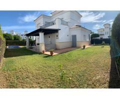 VACACIONES EN ESTA MARAVILLOSA VILLA CON PISCINA PRIVADA EN LA TORRE GOLF RESORT