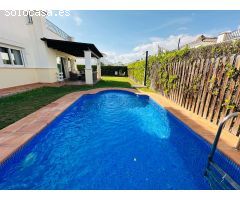 VACACIONES EN ESTA MARAVILLOSA VILLA CON PISCINA PRIVADA EN LA TORRE GOLF RESORT