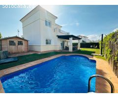 VACACIONES EN ESTA MARAVILLOSA VILLA CON PISCINA PRIVADA EN LA TORRE GOLF RESORT