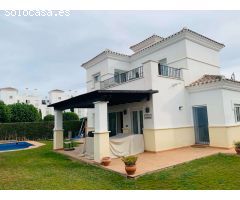 VACACIONES EN ESTA MARAVILLOSA VILLA CON PISCINA PRIVADA EN LA TORRE GOLF RESORT