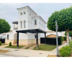 VACACIONES EN ESTA MARAVILLOSA VILLA CON PISCINA PRIVADA EN LA TORRE GOLF RESORT