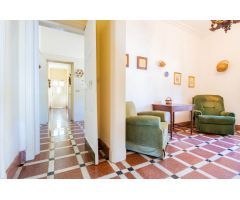 EXCLUSICA VILLA EN PUERTO DE LA CRUZ CON SUELO URBANIZABLE