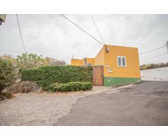 CASA TERRERA CON HUERTA EN LA VICTORIA (ZONA BAJA)