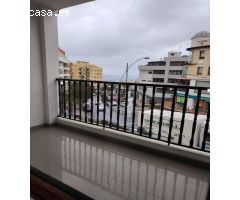 PISO  EN LOS REALEJOS   ZONA  CENTRO.