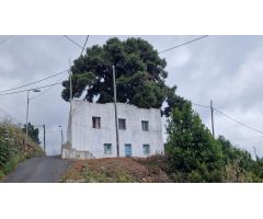 CASA  A REFORMAR CON TERRENO
