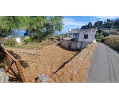 CASA  A REFORMAR CON TERRENO