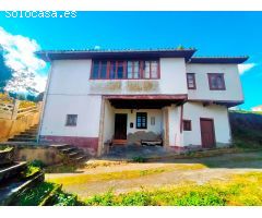 Casa de Pueblo en Venta en Salas, Asturias