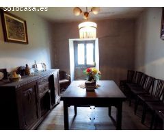 Casa de Pueblo en Venta en Salas, Asturias