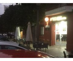 de cafetería con terraza en Nou Moles (distrito lOlivereta)