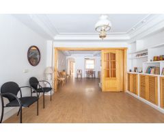 Casa adosada de pueblo a la venta en Xátiva