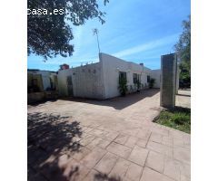 ???? Chalet reformado con piscina en urbanización tranquila de Llíria