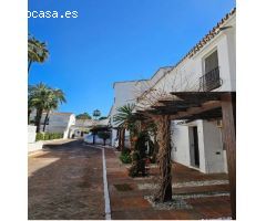Chalet Adosado en Urbanización Los Naranjos