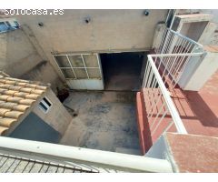 SE VENDE CASA DE PUEBLO , 2, PLANTAS, INDEPENDIENTE, SIN VECINOS, GRANDE, PARA REFORMAR