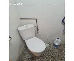 SE VENDE LOCAL /GARAJE/PARA REFORMAR