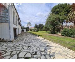 SE VENDE CHALET EN MUY BUENA ZONA CON PARCELA A 5 MINUTOS DE LA PLAYA