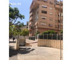 SE VENDE PLAZA DE GARAJE PARA COCHE Y 2 MOTOS