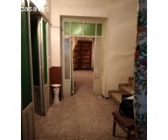 SE VENDE CASA DE PUEBLO A 15 MINUTOS DE ALICANTE EN MUY BUENA ZONA