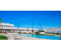 SE VENDE BUNGALOW / PISCINA COMUNITARIA / TORREVIEJA