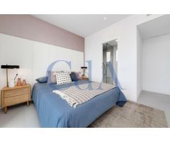 SE VENDE VILLA /CAMPO DE GOLF /A ESTRENAR /BONALBA