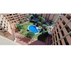 SE VENDE PISO EN MUY BUENA ZONA  CON URBANIZACION CON PLAZA Y TRASTERO