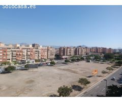 SE VENDE PISO / ASCENSOR /REFORMADO / CERCA UNIVERSIDAD