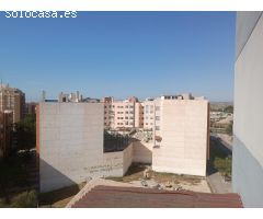SE VENDE PISO / ASCENSOR /REFORMADO / CERCA UNIVERSIDAD