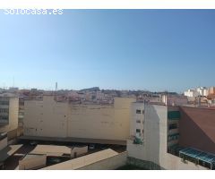 SE VENDE PISO / ASCENSOR /REFORMADO / CERCA UNIVERSIDAD