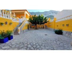 Chalet en Venta en Denia, Alicante