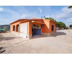 Chalet en Venta en Benissa, Alicante
