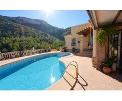 Chalet en Venta en Denia, Alicante