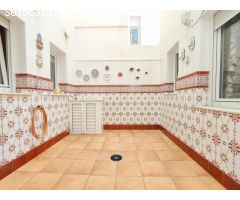 Casa de Pueblo en Venta en Denia, Alicante