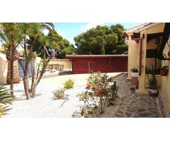 Chalet en Venta en Benitachell, Alicante