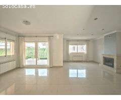 Chalet en Venta en Denia, Alicante
