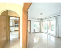 Chalet en Venta en Denia, Alicante