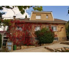 Chalet en Venta en Robledo de Chavela, Madrid
