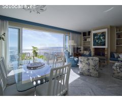 Exclusivo apartamento en primera línea