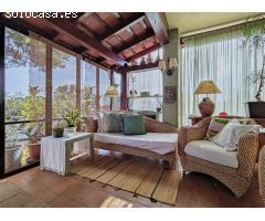 Elegancia Clásica con Vistas al Mar en Roca Grossa, Lloret de Mar